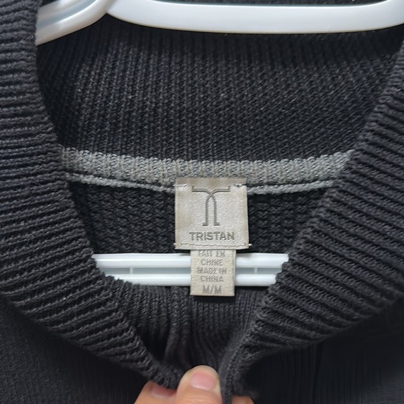 Tristan Black Sweater- Med - Picture 5 of 7